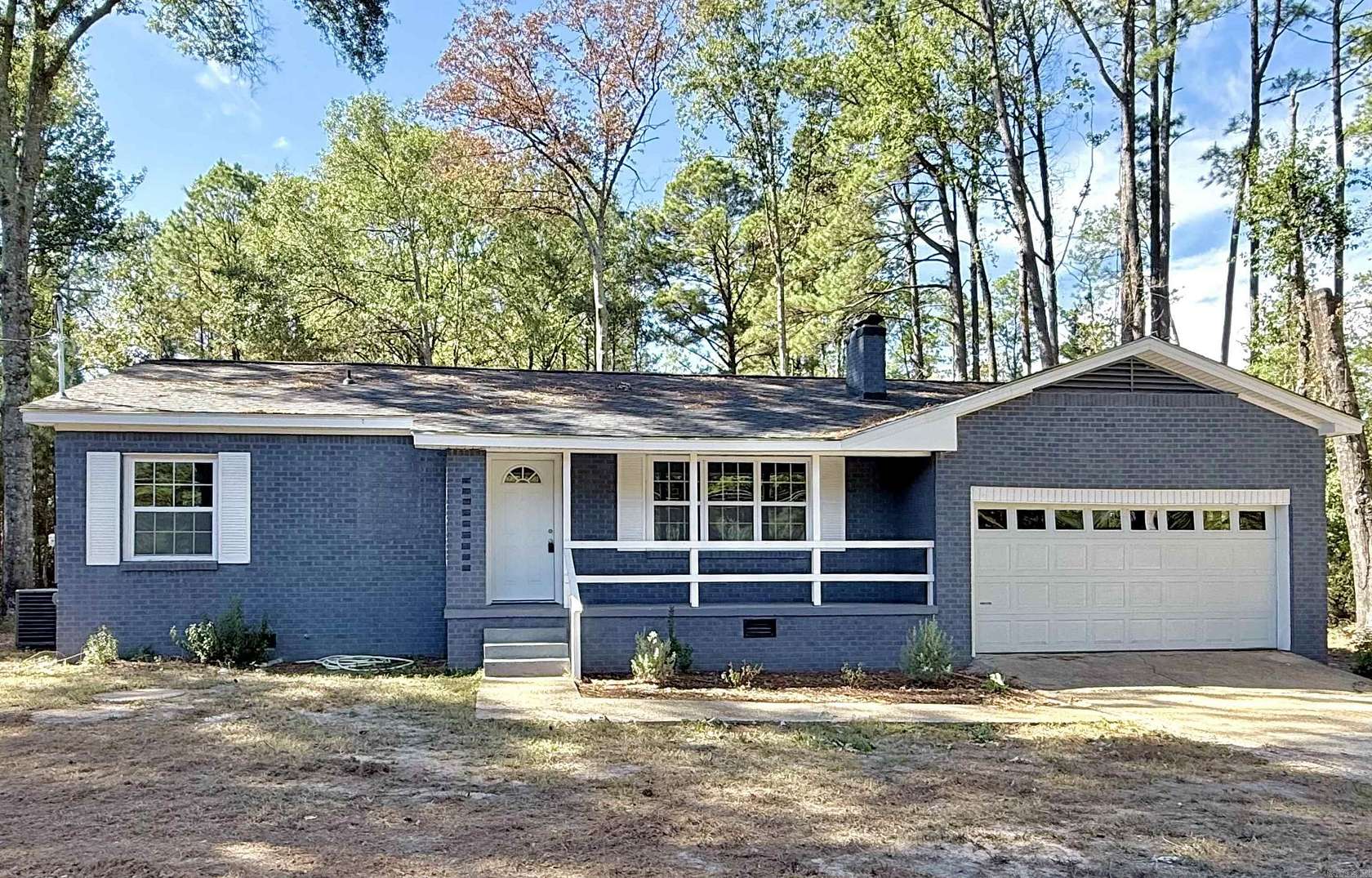 2.5 Acres of Land with Home for Sale in Camden, Arkansas