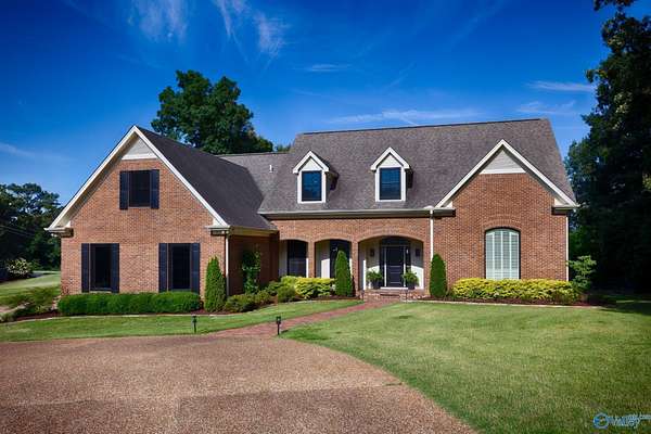 2 Acres of Land with Home for Sale in Guntersville, Alabama