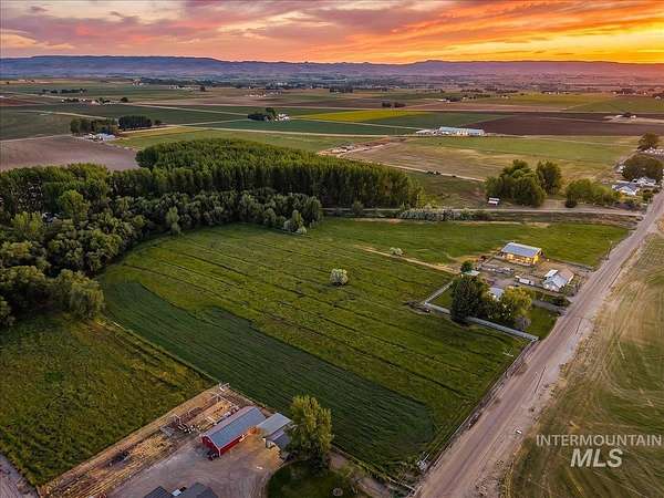 15.4 Acres of Land for Sale in Wilder, Idaho