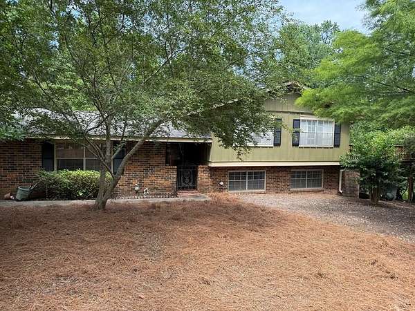 3 Acres of Land with Home for Sale in Eufaula, Alabama