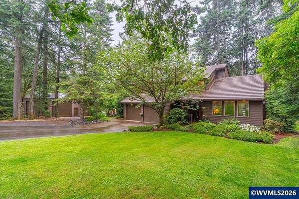 2.59 Acres of Land with Home for Sale in Salem, Oregon