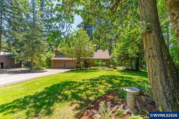 2.59 Acres of Land with Home for Sale in Salem, Oregon