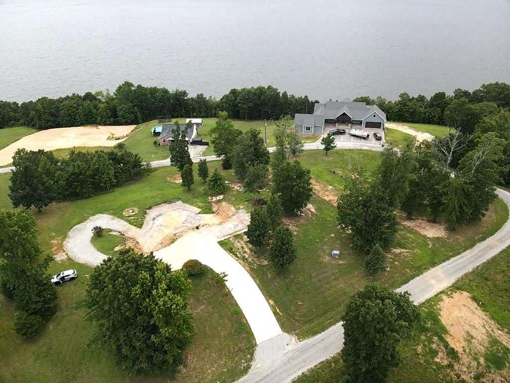 1.4 Acres of Residential Land for Sale in Big Sandy, Tennessee