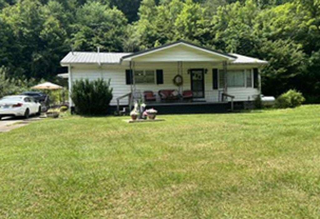 28 Acres of Land with Home for Sale in Prestonsburg, Kentucky