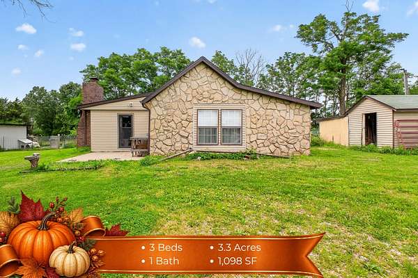 3.3 Acres of Land with Home for Sale in Marshfield, Missouri