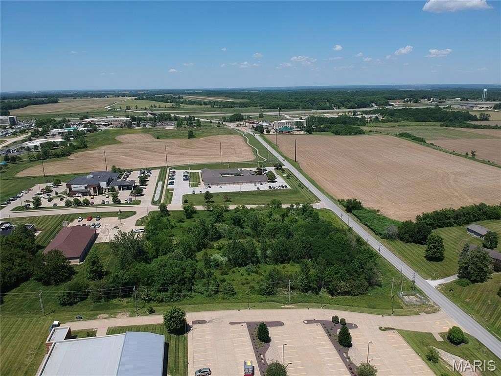 4 Acres of Commercial Land for Sale in Hannibal, Missouri