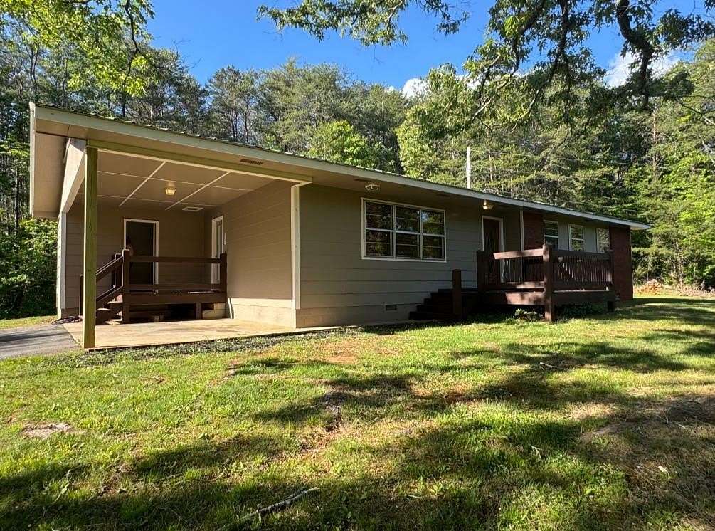 5 Acres of Land with Home for Sale in Mineral Bluff, Georgia