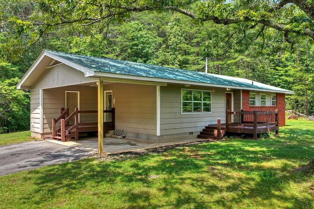 5 Acres of Land with Home for Sale in Mineral Bluff, Georgia