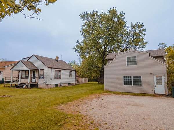 1.54 Acres of Improved Mixed-Use Land for Sale in Mansfield, Ohio
