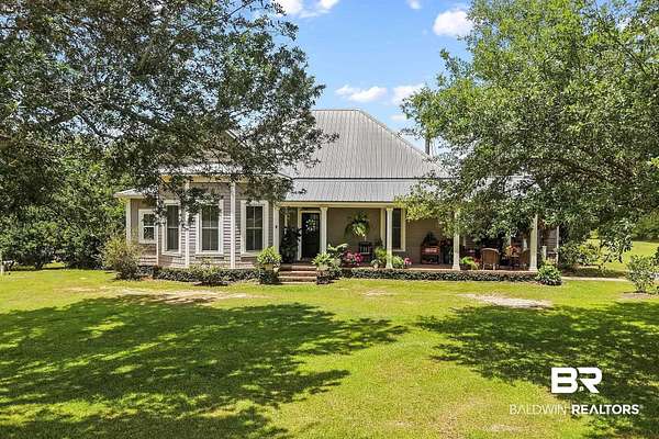 21.3 Acres of Agricultural Land with Home for Sale in Elberta, Alabama