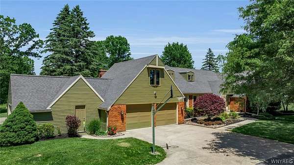2.37 Acres of Land with Home for Sale in Clarence Center, New York