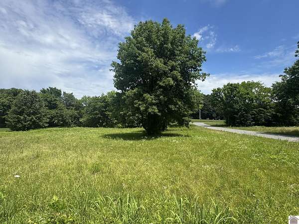 0.98 Acres of Residential Land for Sale in Paducah, Kentucky