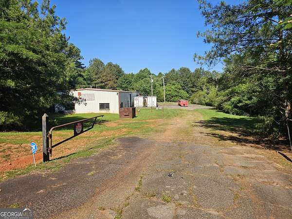 7.5 Acres of Improved Commercial Land for Sale in Bowdon, Georgia