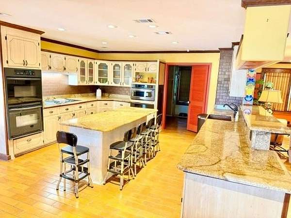 4.52 Acres of Land with Home for Sale in Athens, Texas