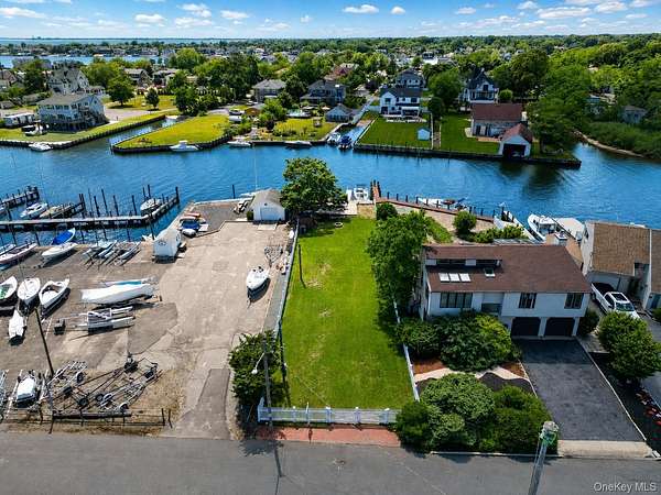 0.17 Acres of Residential Land for Sale in Amityville, New York