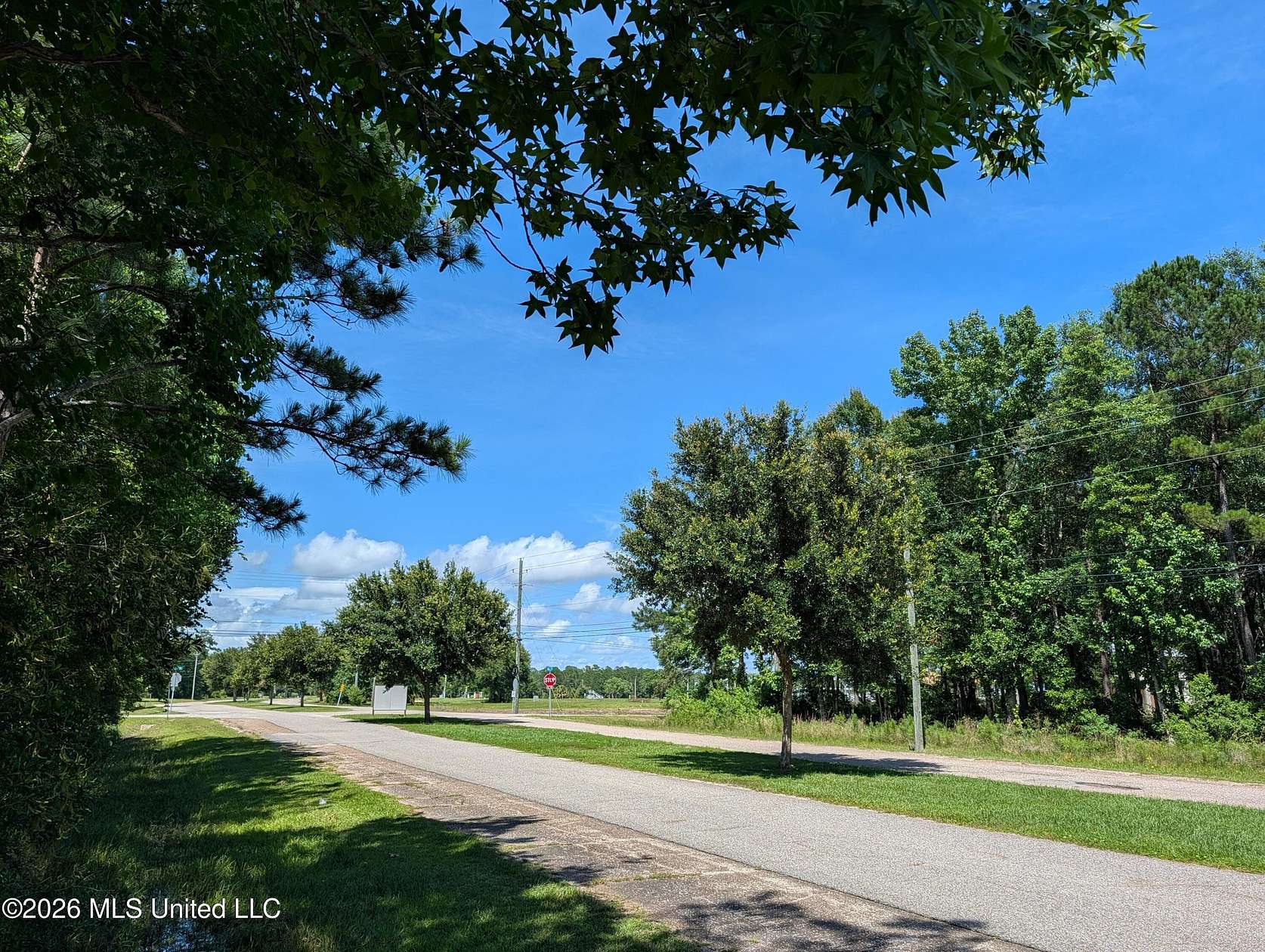 0.99 Acres of Residential Land for Sale in Diamondhead, Mississippi