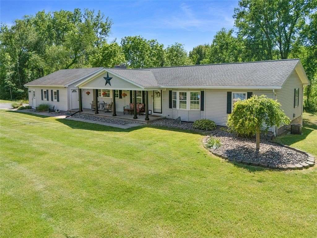 5 Acres of Land with Home for Sale in Palmyra, New York