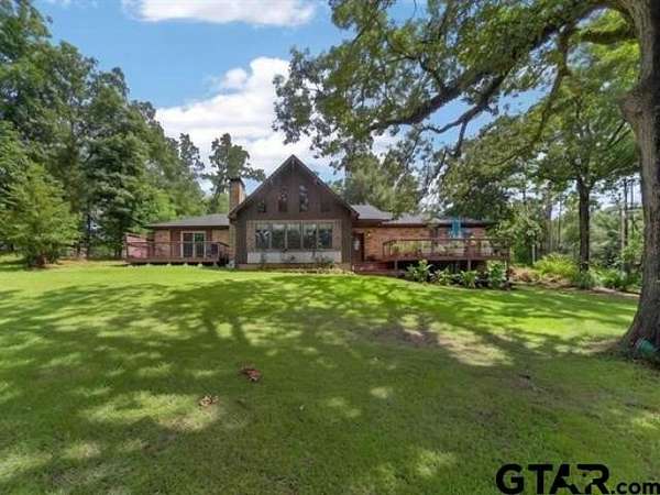 10 Acres of Improved Mixed-Use Land for Sale in Jacksonville, Texas