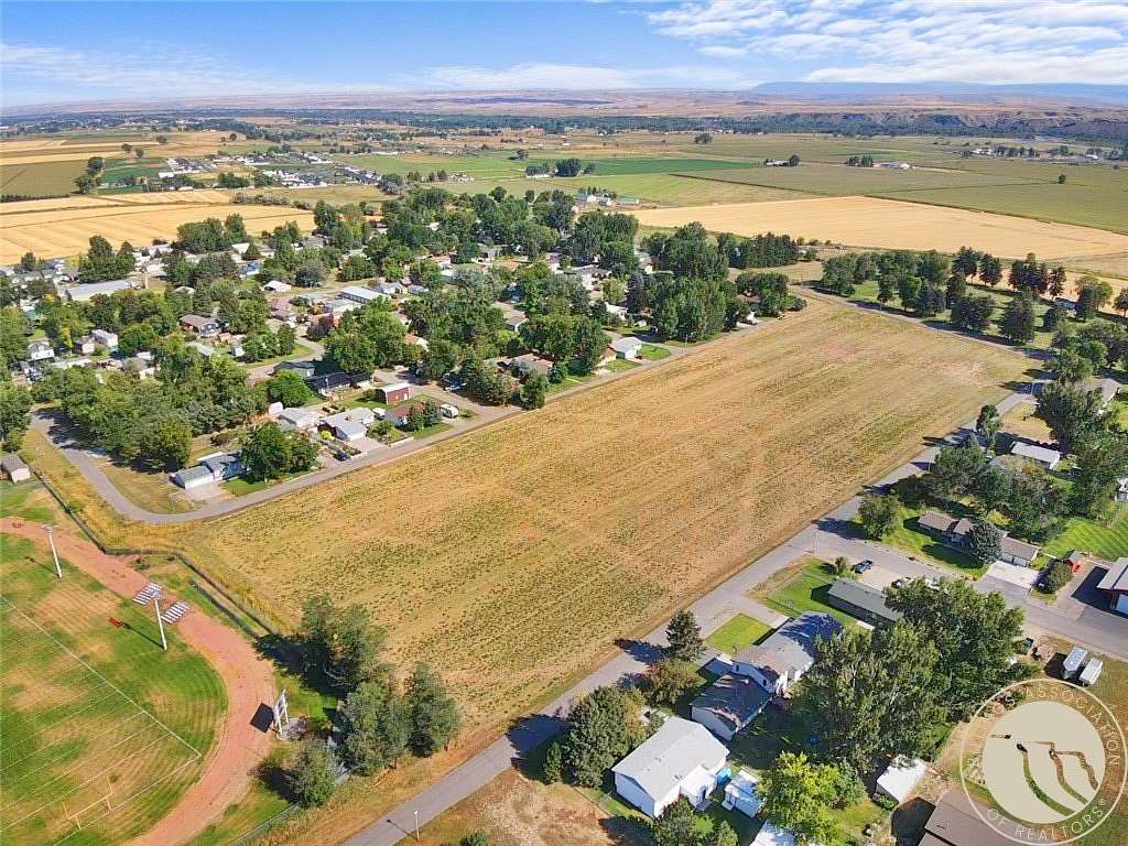 9 Acres of Residential Land for Sale in Park City, Montana