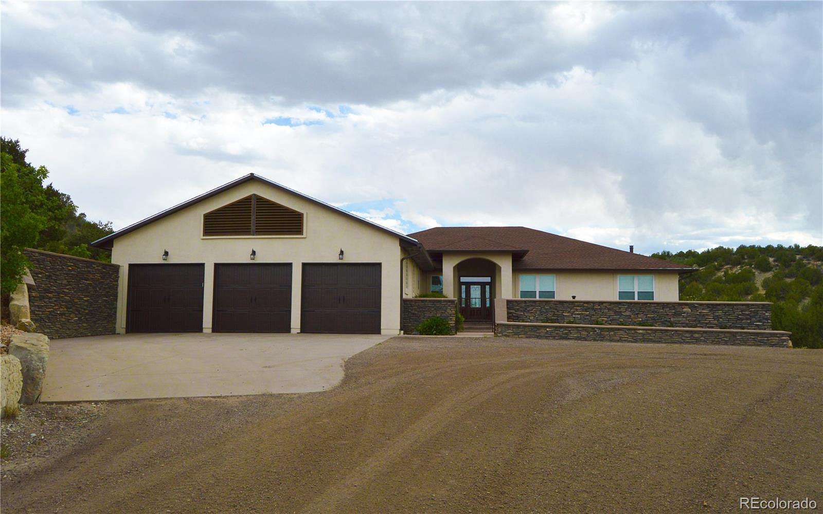 48 Acres of Agricultural Land with Home for Sale in Pueblo, Colorado