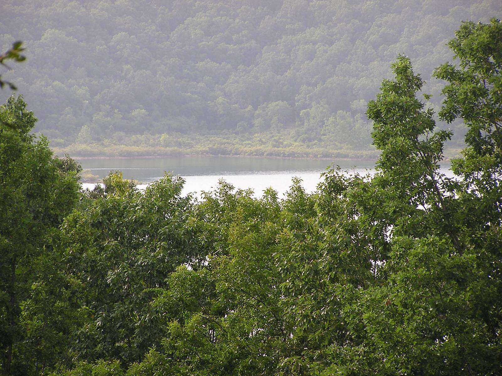 2.72 Acres of Residential Land for Sale in Bull Shoals, Arkansas