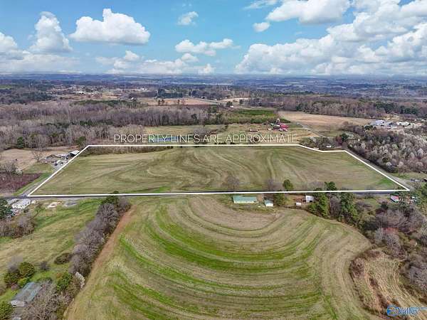 18 Acres of Land for Sale in Albertville, Alabama
