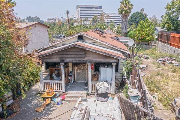 0.17 Acres of Land for Sale in Los Angeles, California