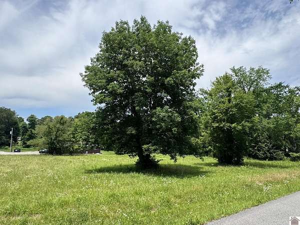 2.45 Acres of Residential Land for Sale in Paducah, Kentucky