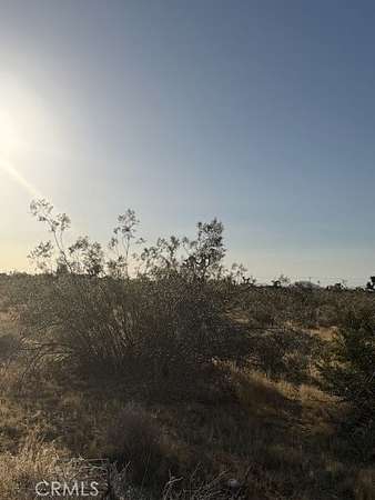 2.29 Acres of Land for Sale in Piñon Hills, California