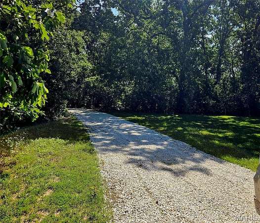 8 Acres of Residential Land for Sale in Troy, Missouri