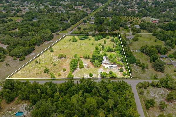 7.58 Acres of Residential Land for Sale in Spring Hill, Florida
