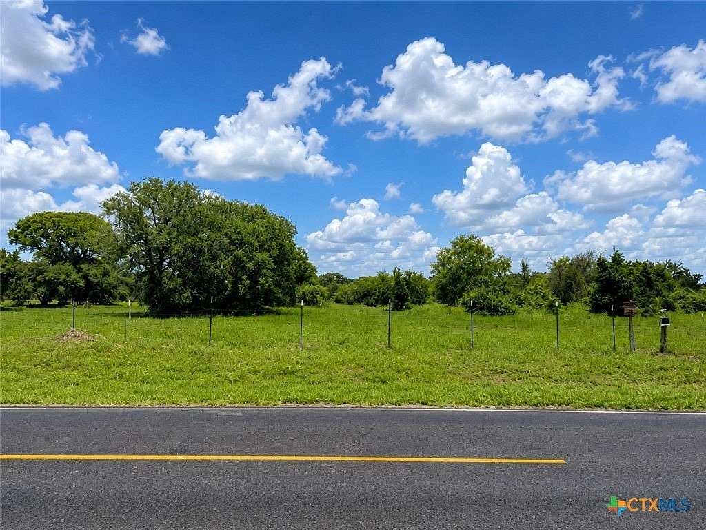 4.9 Acres of Land for Sale in Yoakum, Texas