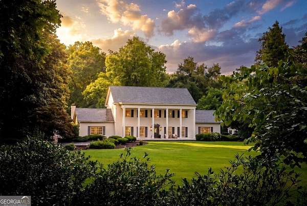 2.7 Acres of Land with Home for Sale in Atlanta, Georgia