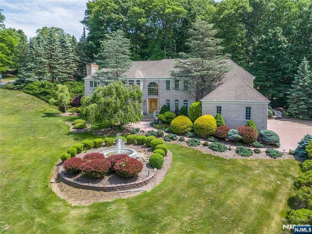 2 Acres of Land with Home for Sale in Kinnelon, New Jersey