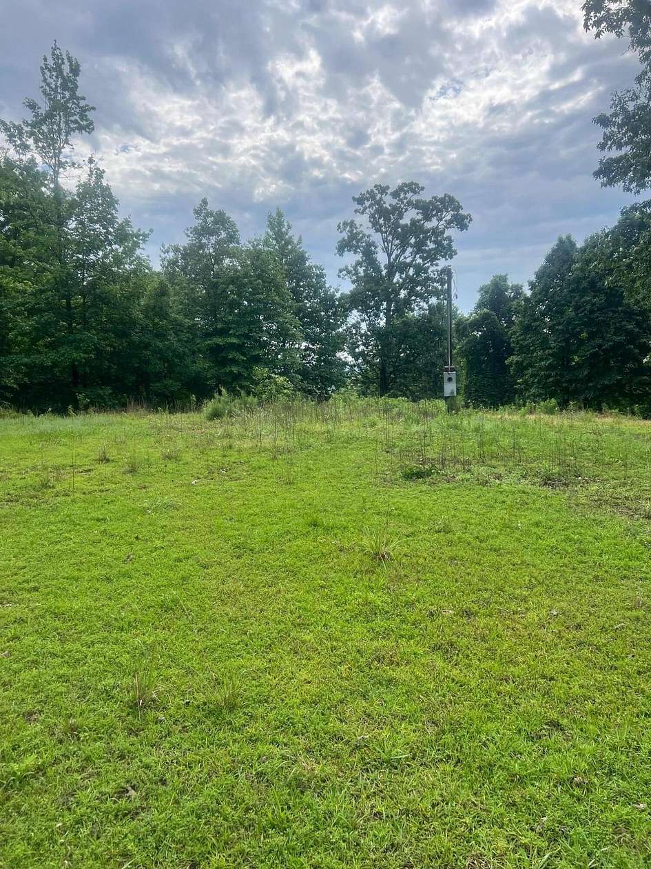 5 Acres of Land for Sale in Vinemont, Alabama