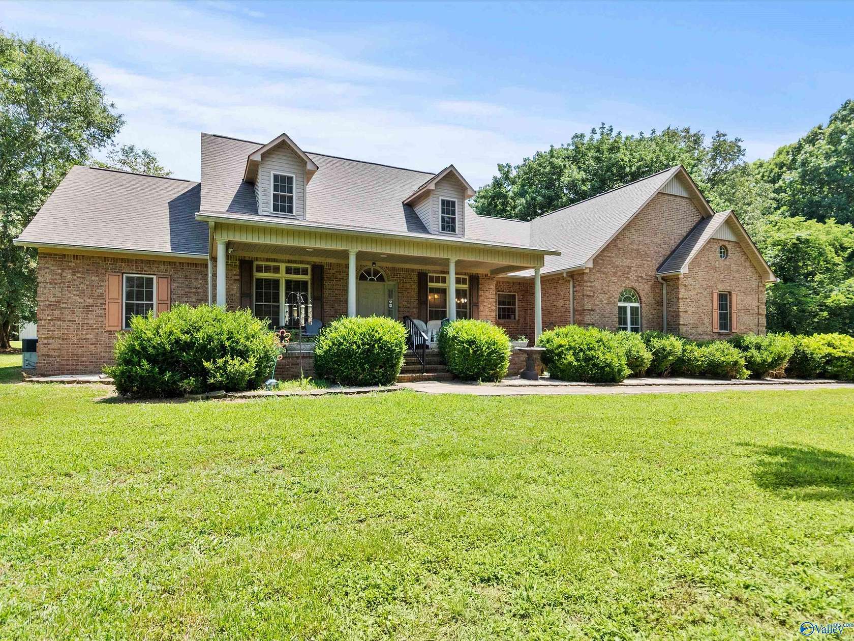 5 Acres of Land with Home for Sale in Lester, Alabama