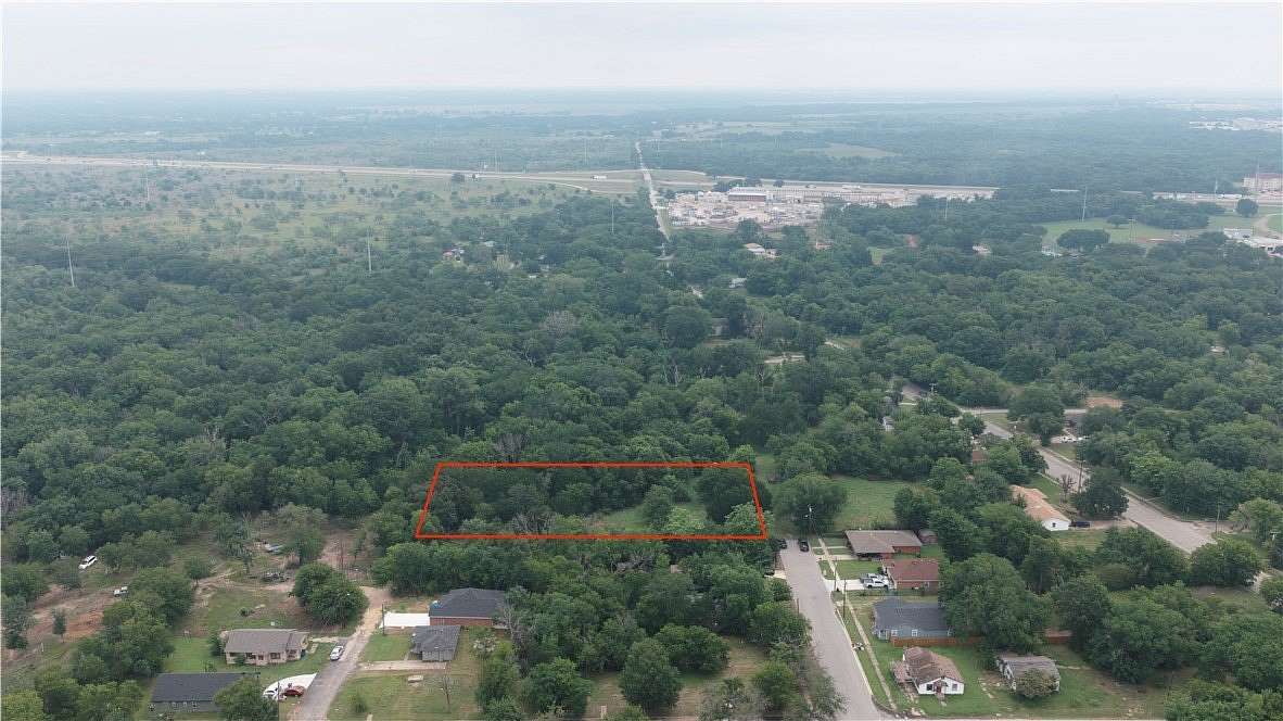 0.59 Acres of Residential Land for Sale in Corsicana, Texas