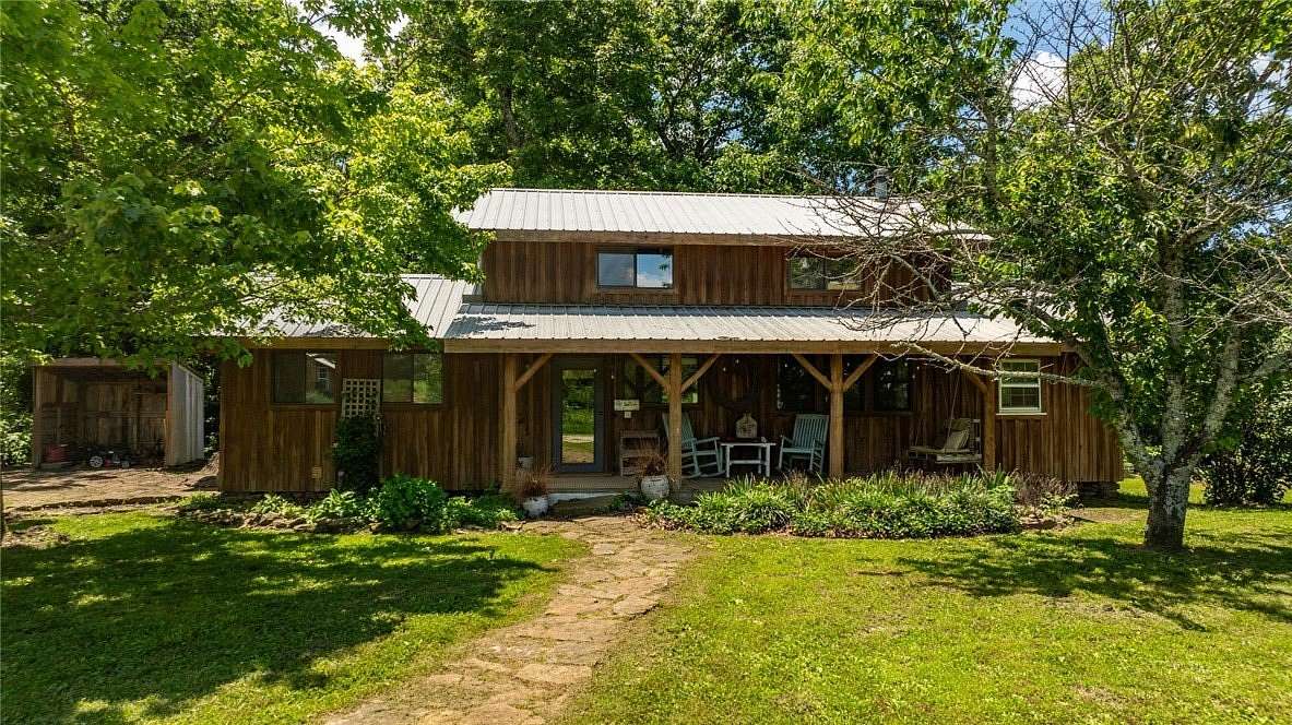 18 Acres of Land with Home for Sale in Jasper, Arkansas