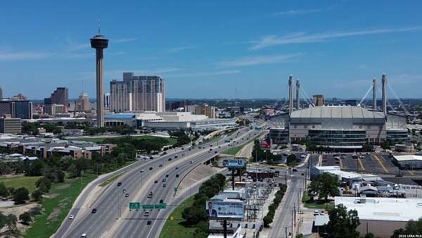 1 Acre of Mixed-Use Land for Sale in San Antonio, Texas