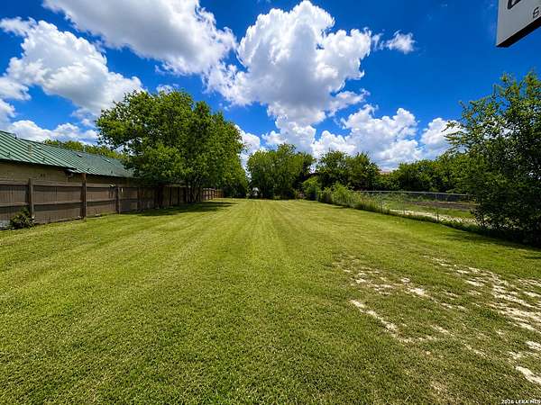 0.22 Acres of Mixed-Use Land for Sale in San Antonio, Texas