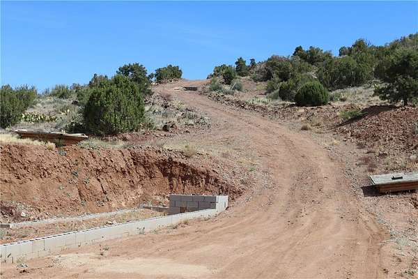 5.7 Acres of Residential Land for Sale in Kingman, Arizona