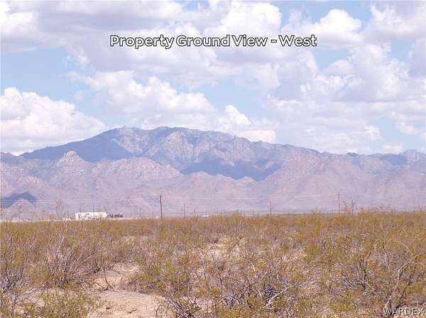 2.35 Acres of Residential Land for Sale in Golden Valley, Arizona