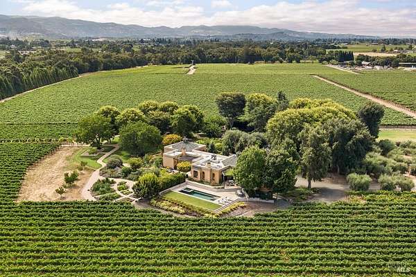 3 Acres of Land with Home for Lease in Napa, California