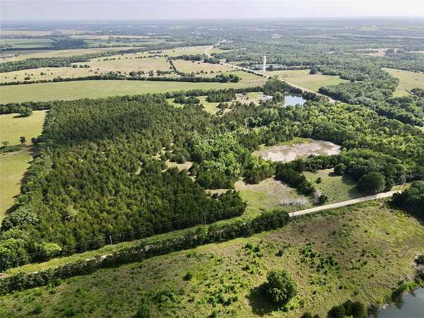 20 Acres of Recreational & Residential Land for Sale in Brookston, Texas