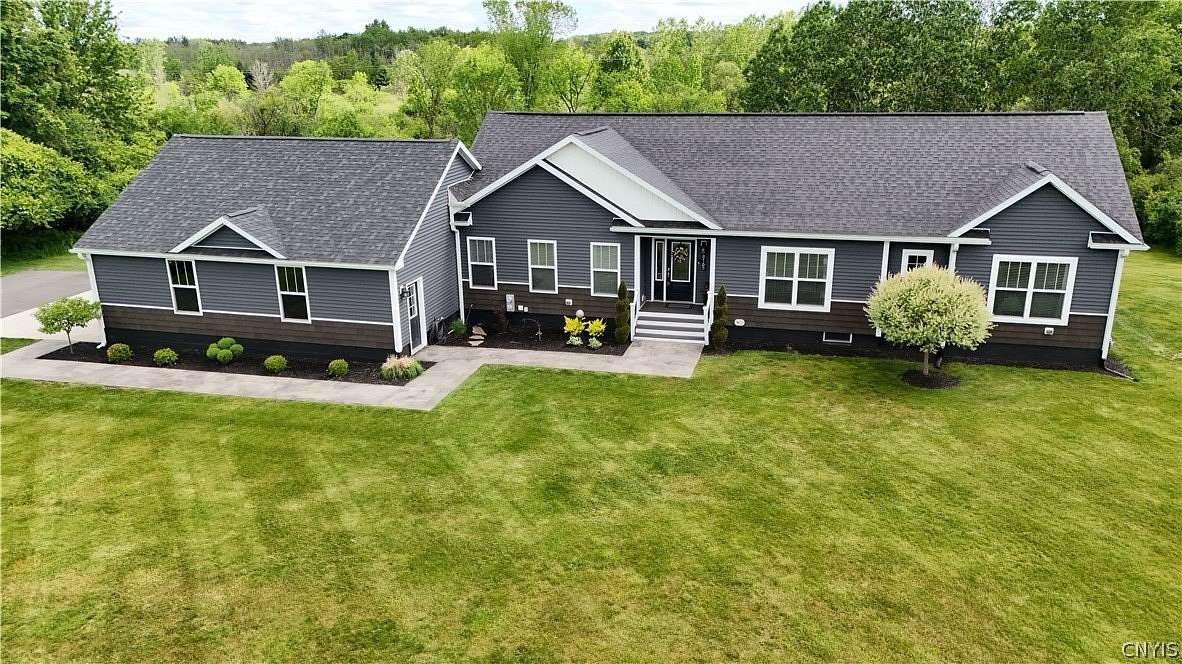 2.47 Acres of Land with Home for Sale in Whitesboro, New York