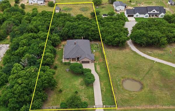 1.6 Acres of Land with Home for Sale in Justin, Texas