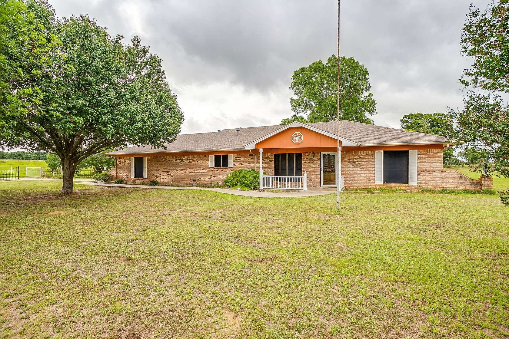 6.47 Acres of Land with Home for Sale in Covington, Texas