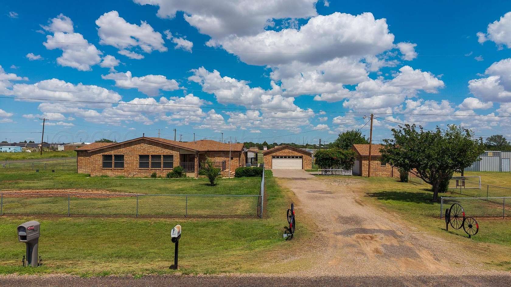 2.1 Acres of Land with Home for Sale in Amarillo, Texas