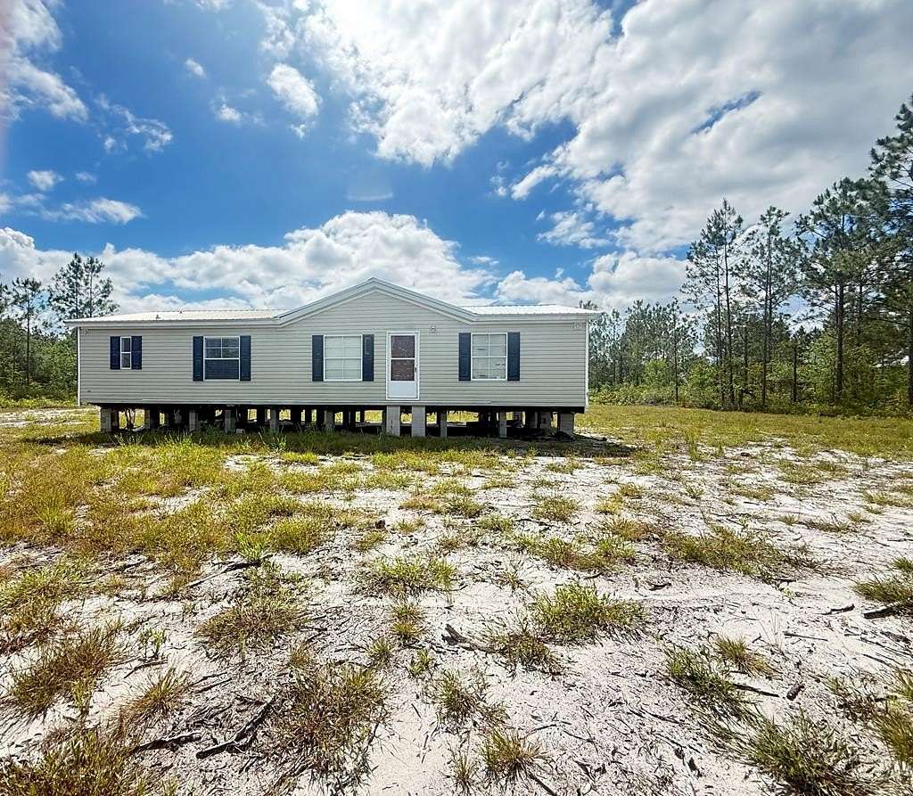 2.5 Acres of Land with Home for Sale in Waycross, Georgia