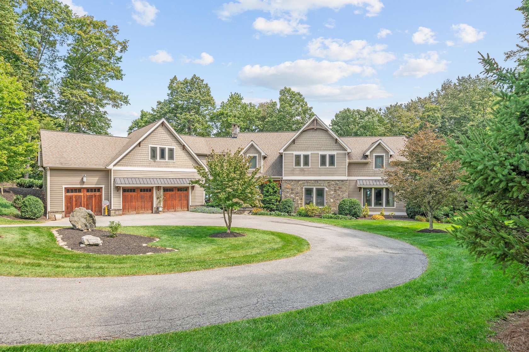8.39 Acres of Land with Home for Sale in Bent Mountain, Virginia